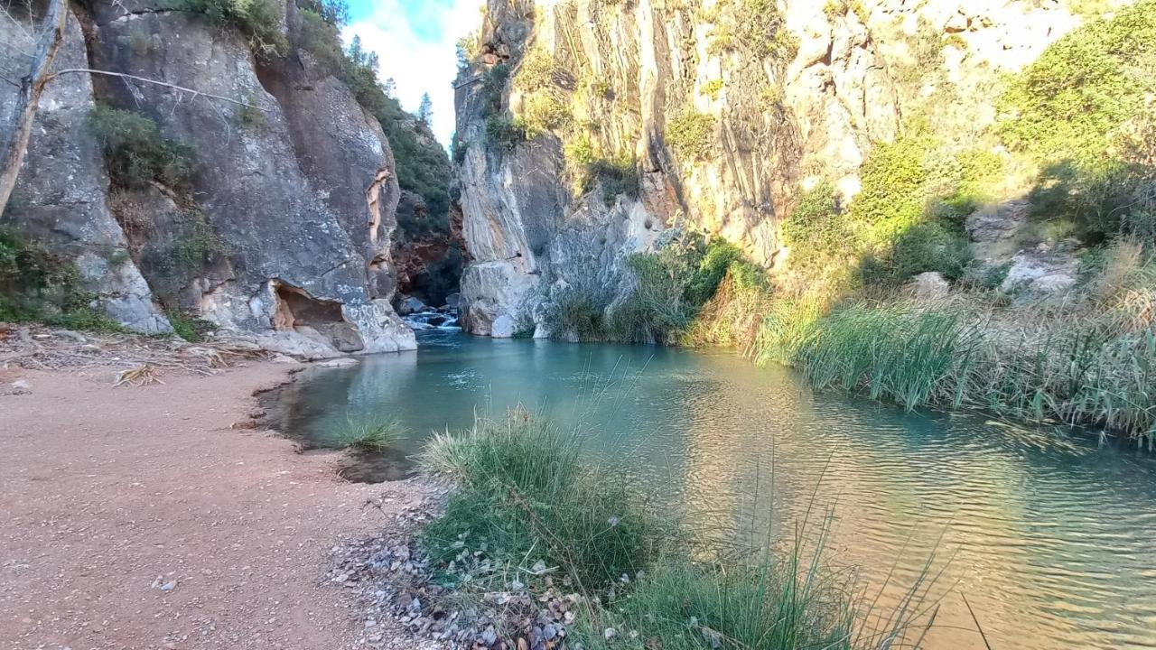 Casajulis Chelva Villa Екстериор снимка